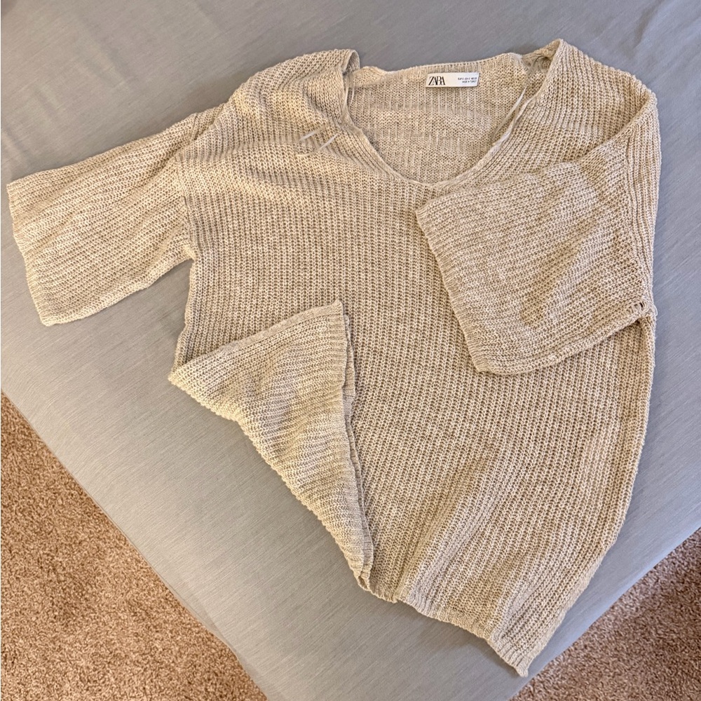 Zara size s Beige Knit Sweater Oversized